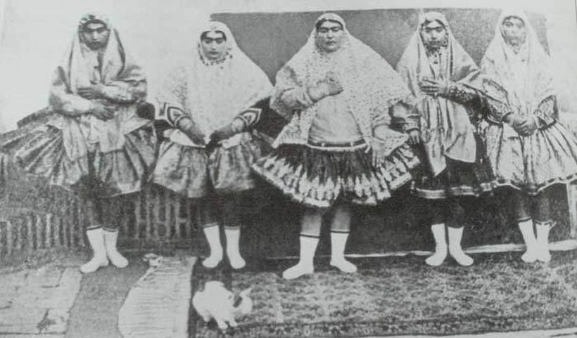Блог - Любопытные фотографии из гарема иранского шаха, в котором было почти 100 женщин Любопытные фотографии из гарема иранского шаха, в котором было почти 100 женщин