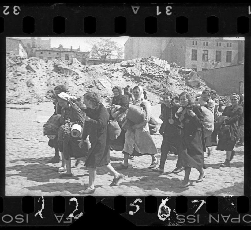 Блог - Еврейский фотограф спрятал эти фотографии, чтобы их не нашли нацисты Еврейский фотограф спрятал эти фотографии, чтобы их не нашли нацисты