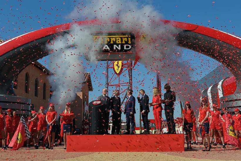 Блог - В Испании открылся парк развлечений, посвященный Ferrari В Испании открылся парк развлечений, посвященный Ferrari