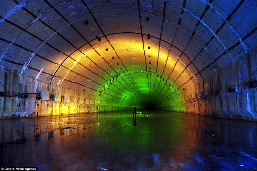 База подводных лодок в бухте Павловского — убежище на случай ядерной войны