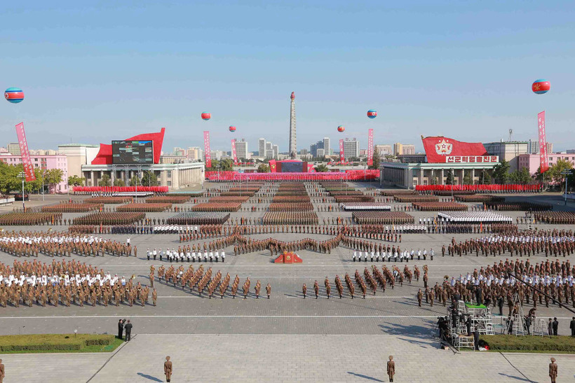Блог - 20 фото самого крупного военного парада в истории Северной Кореи 20 фото самого крупного военного парада в истории Северной Кореи