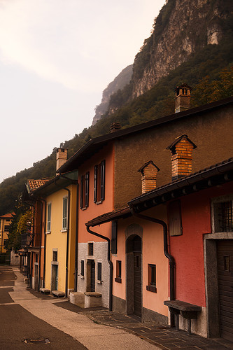 Швейцария в миниатюре и немного о традициях кантона Тичино