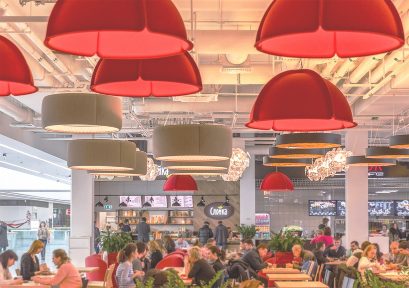 Охта Молл - ресторанный дворик