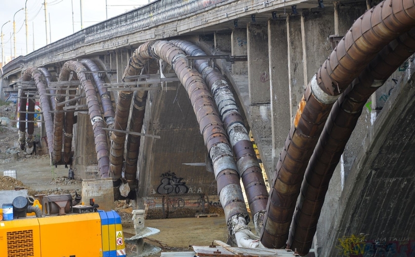 Премию выдать архитектору трубопровода!