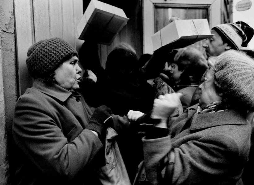 Блог - Дефицит 80-х в СССР: фото, отражающие атмосферу того времени Дефицит 80-х в СССР: фото, отражающие атмосферу того времени
