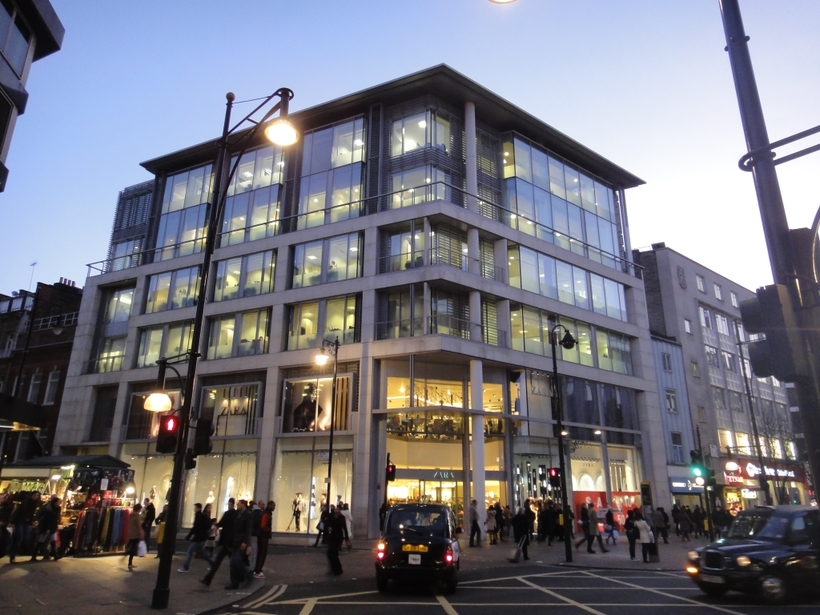 Многоэтажная ZARA