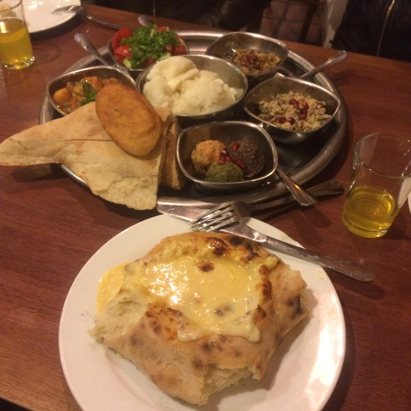 Скромный завтрак