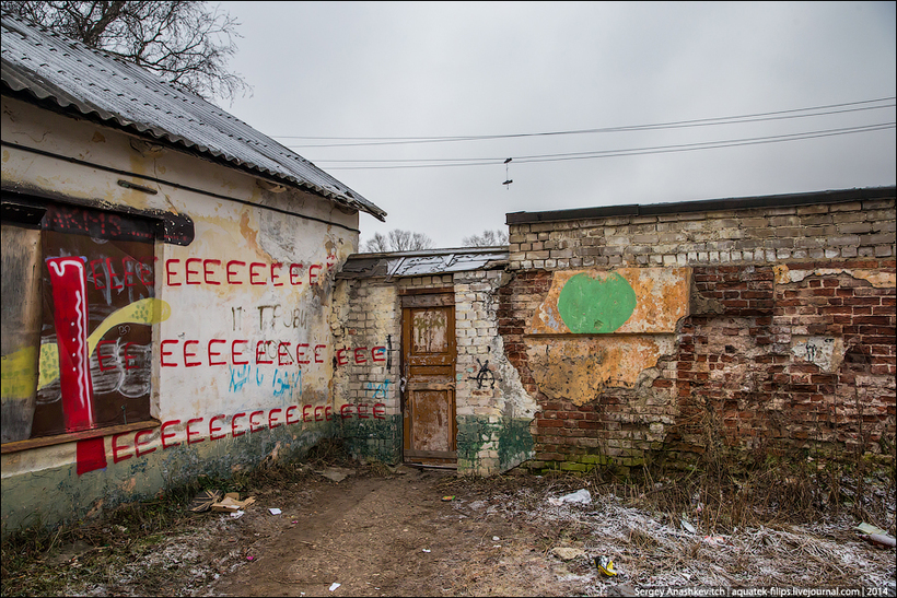 Блог - Честные фотографии о том, как живет Торжок — самый жуткий город России Честные фотографии о том, как живет Торжок — самый жуткий город России