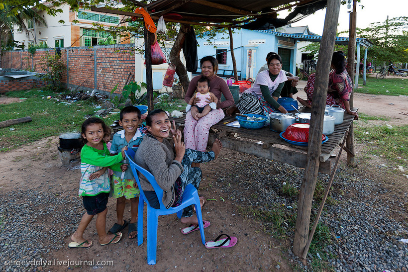 24 интересных снимка о реальной жизни в Камбодже 