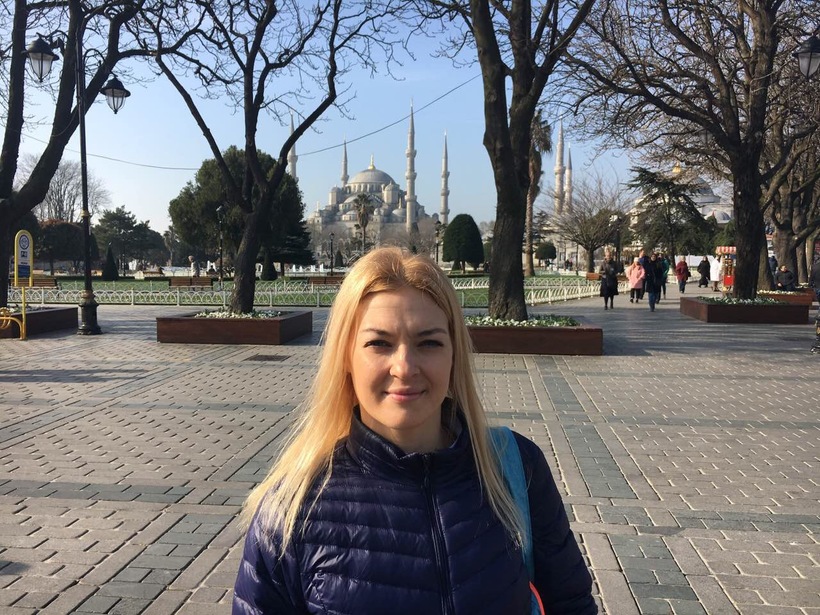 Я на фоне Голубой мечети