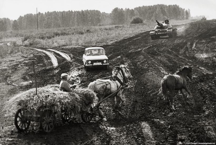 Блог - 15 архивных фото 90-х из насыщенной и неоднозначной истории России 15 архивных фото 90-х из насыщенной и неоднозначной истории России