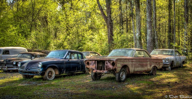 Блог - Колоритное кладбище старинных автомобилей в фотографиях Колоритное кладбище старинных автомобилей в фотографиях
