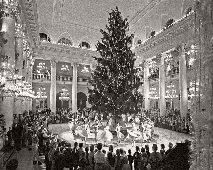 Блог - Винтажные фотографии: как справляли Новый год в СССР Винтажные фотографии: как справляли Новый год в СССР