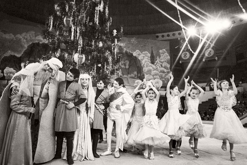 Блог - Винтажные фотографии: как справляли Новый год в СССР Винтажные фотографии: как справляли Новый год в СССР