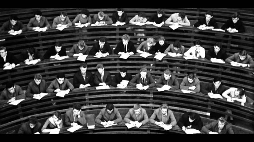 От шпаргалок до картошки: все, что так хотелось знать о студентах СССР