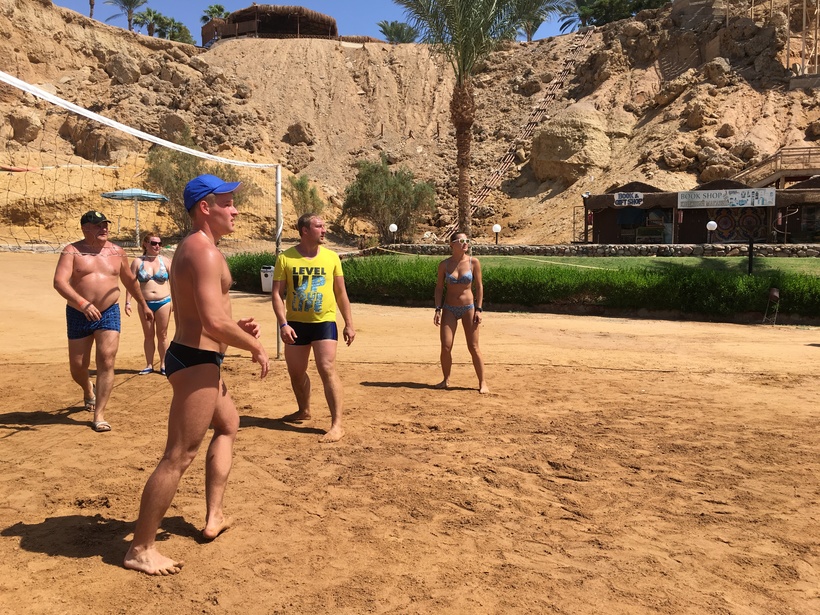 Активные пляжные игры