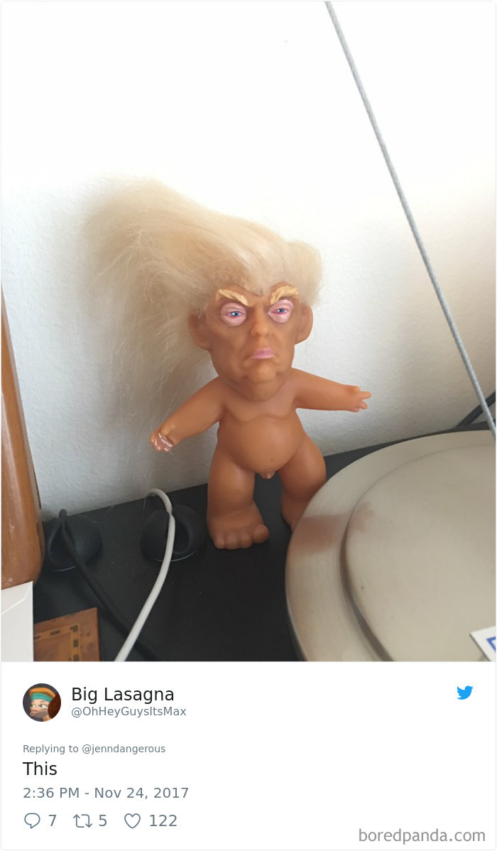 Люди делятся снимками очень странных вещей, которые они нашли в доме своих родителей