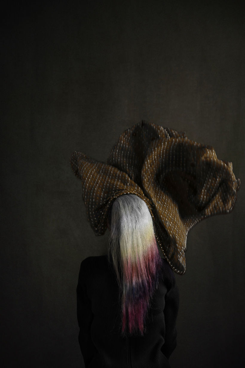 Храбрые иранки борются с режимом, игнорируя законы хиджаба в потрясающих фото