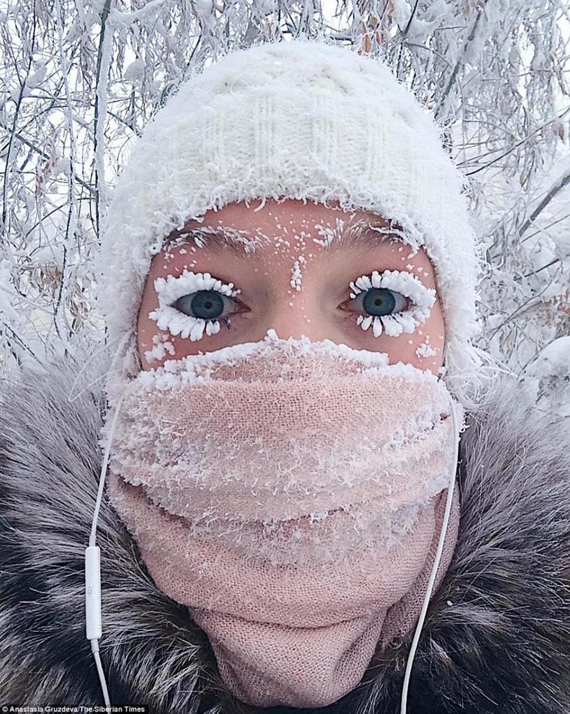 Блог - Новые фото из Оймякона, поселка, в котором от мороза -62°C сломался термометр Новые фото из Оймякона, поселка, в котором от мороза -62°C сломался термометр