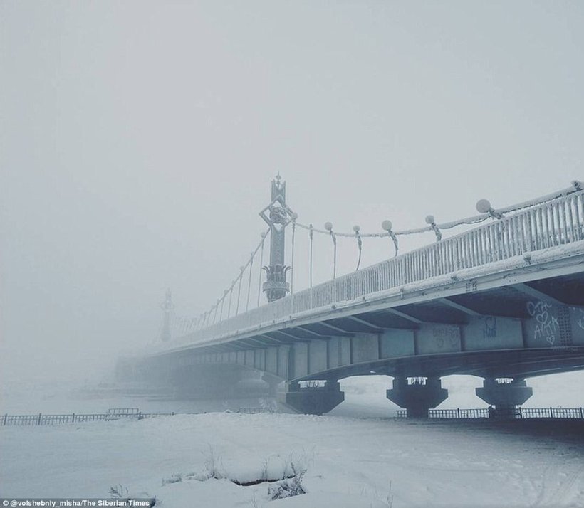 Блог - Новые фото из Оймякона, поселка, в котором от мороза -62°C сломался термометр Новые фото из Оймякона, поселка, в котором от мороза -62°C сломался термометр