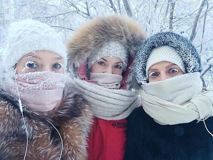 Блог - Новые фото из Оймякона, поселка, в котором от мороза -62°C сломался термометр Новые фото из Оймякона, поселка, в котором от мороза -62°C сломался термометр