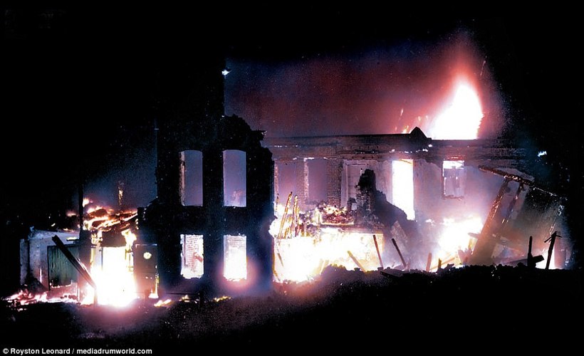 Блог - Фото Лондона во время бомбардировки нацистов: люди не унывают и продолжают пить чай Фото Лондона во время бомбардировки нацистов: люди не унывают и продолжают пить чай