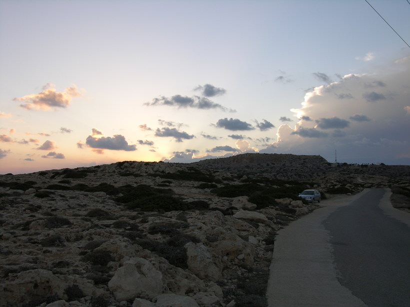 Закат на Кипре