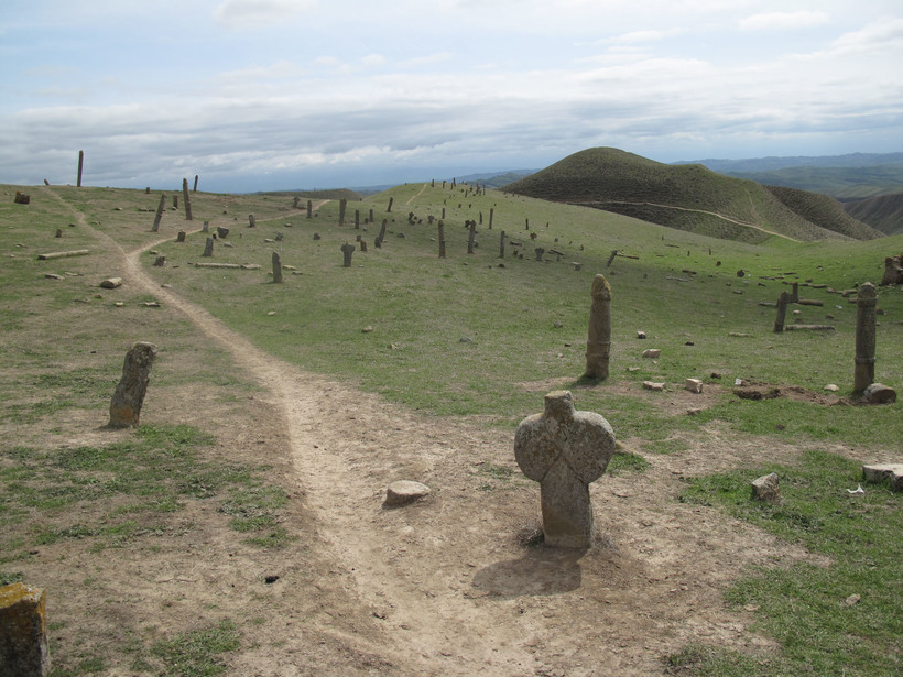 Халид Наби: загадочное кладбище фаллосов в Иране