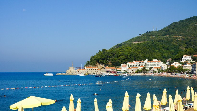 Петровац, Черногория