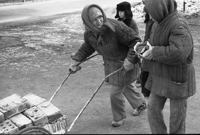 Социалистическая реальность в документальных фотографиях Владимира Воробьева