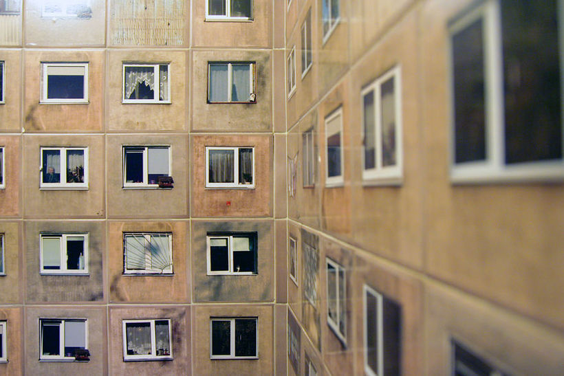 Литовский ресторан попросил дизайнеров обновить их туалет, но запретил менять плитку