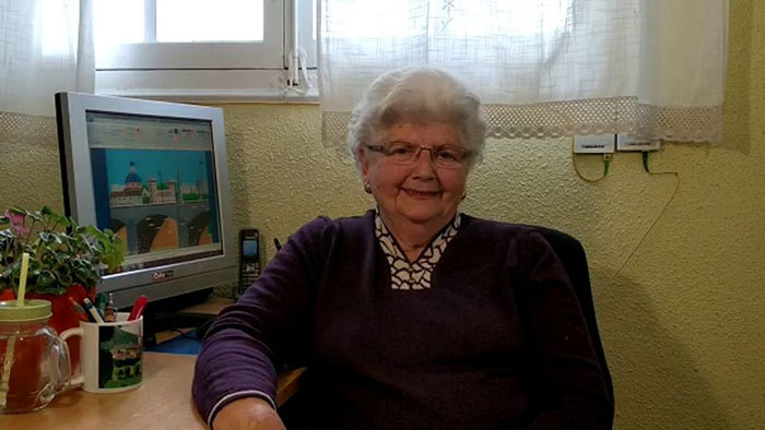 Блог - 87-летняя испанка прославилась на весь мир рисунками, созданными в Microsoft Paint 87-летняя испанка прославилась на весь мир рисунками, созданными в Microsoft Paint