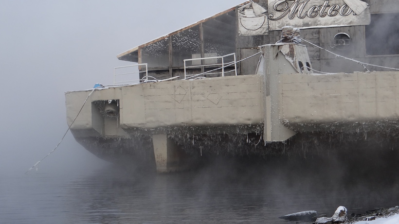 Енисей в черте города не замерзает полностью