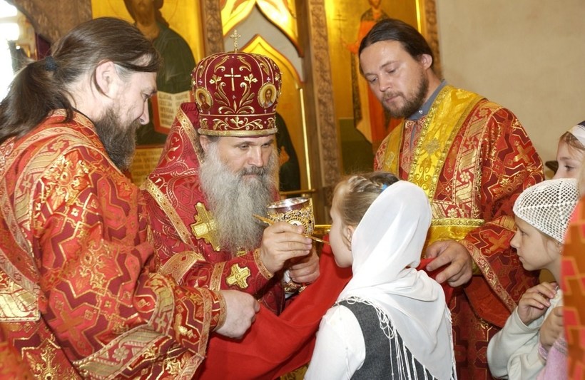 Причащение Святых Христовых Таин