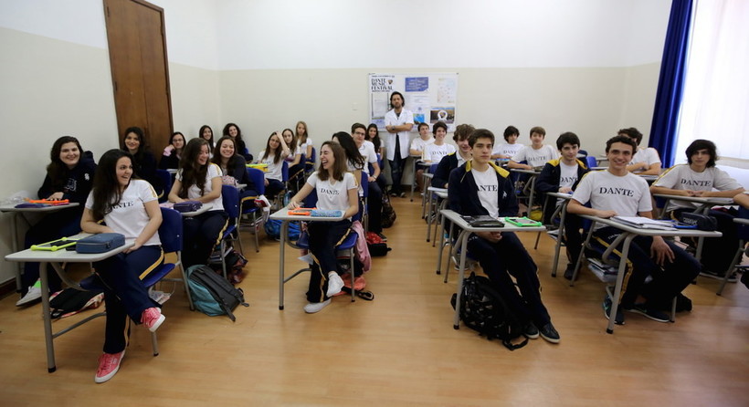 Как выглядят школьные классы в разных уголках Земли