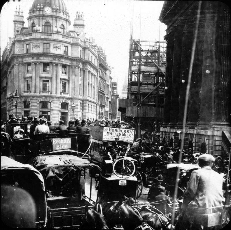 Блог - 26 фотографий о том, какие были пробки на дорогах в прошлом 26 фотографий о том, какие были пробки на дорогах в прошлом