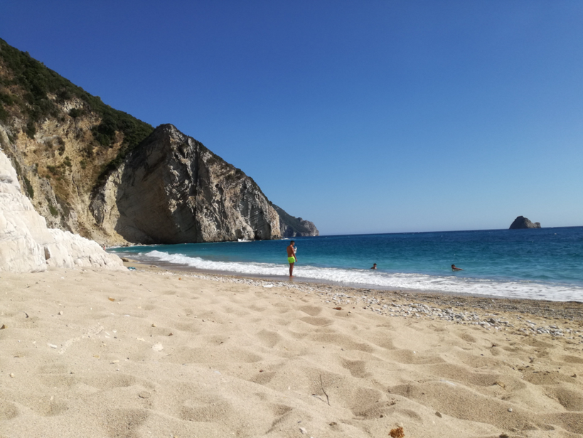 Paradise Beach в мае