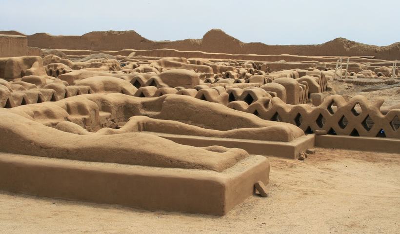 Блог - Чан Чан — крупнейший в мире город из самана, сохранившийся до наших дней Чан Чан — крупнейший в мире город из самана, сохранившийся до наших дней