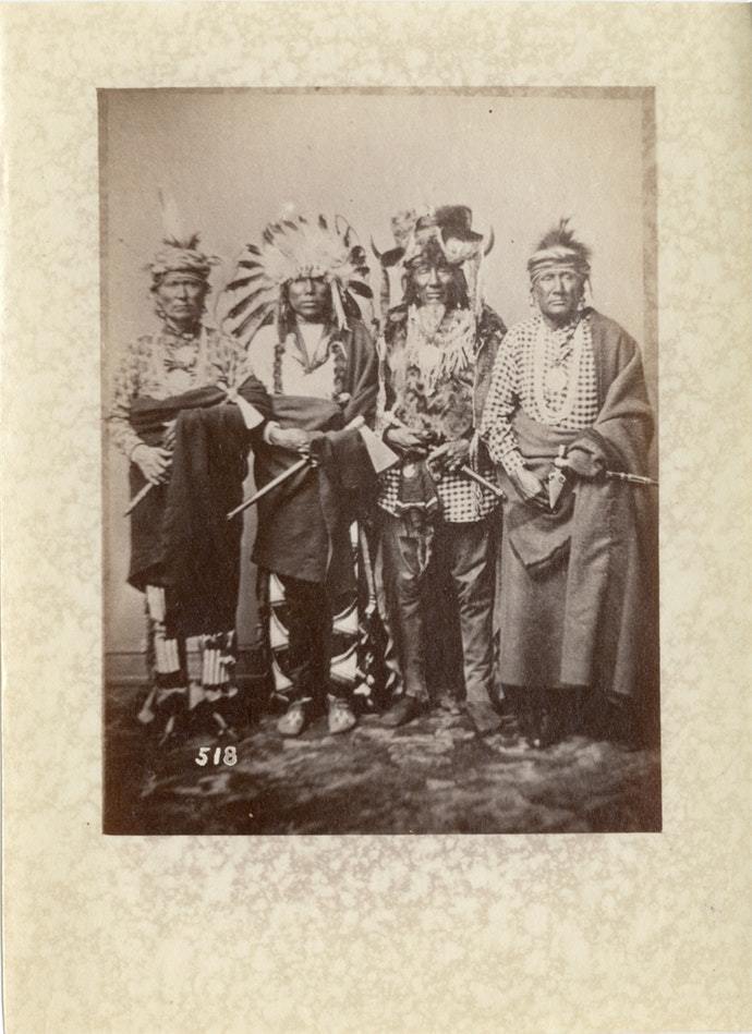 айну народ японии. северные индейцы канады. коренные жители канаров. алеуты командорских островов. коренные жители канаров.