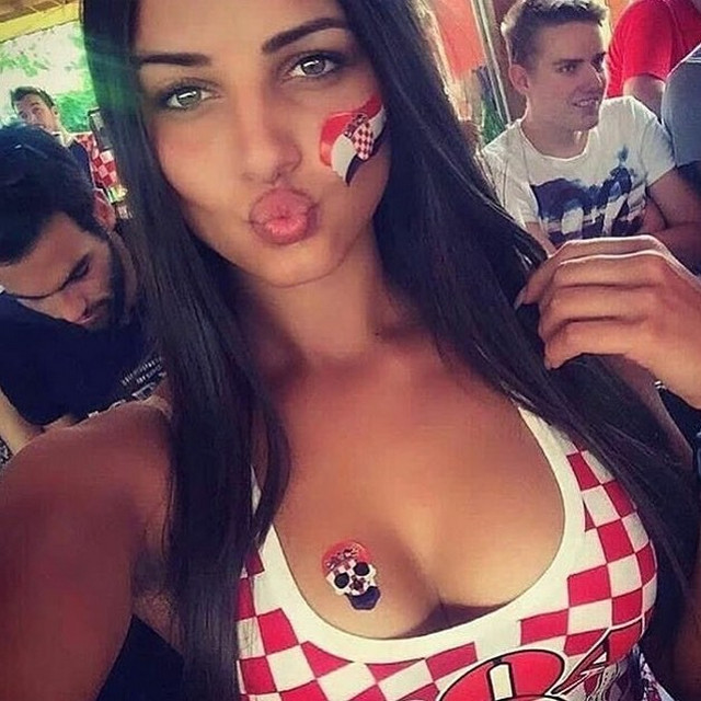 Самые горячие болельщицы на Чемпионате мира по футболу