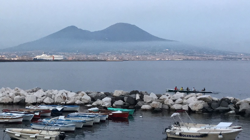 Неаполь, вулкан Везувий