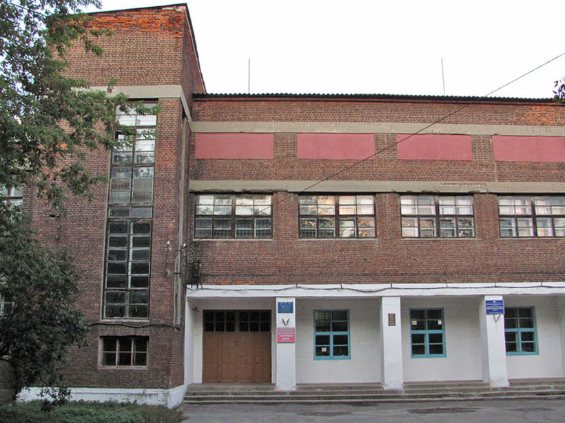 Конструктивизм 1920-х. Здание школы.
