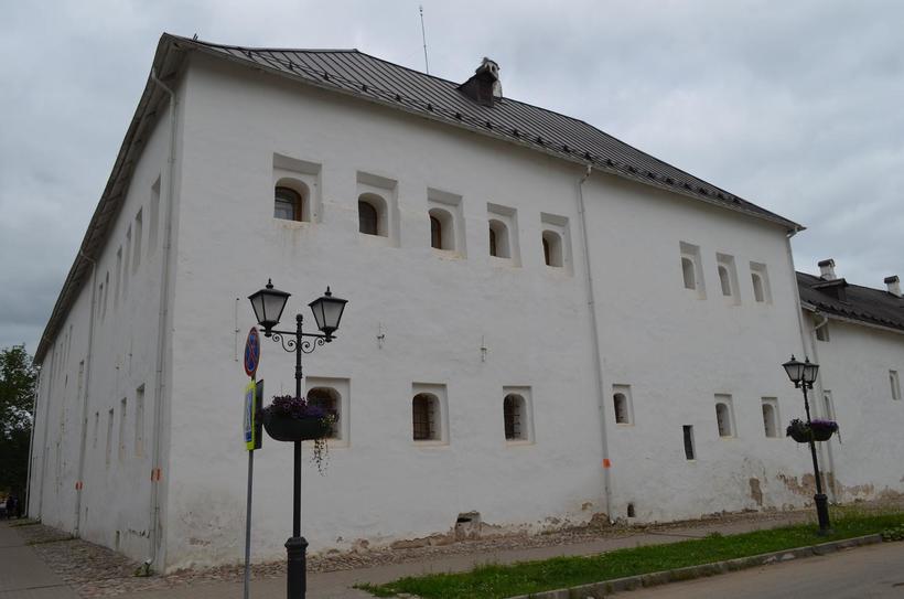 Фасад Поганкиных палат