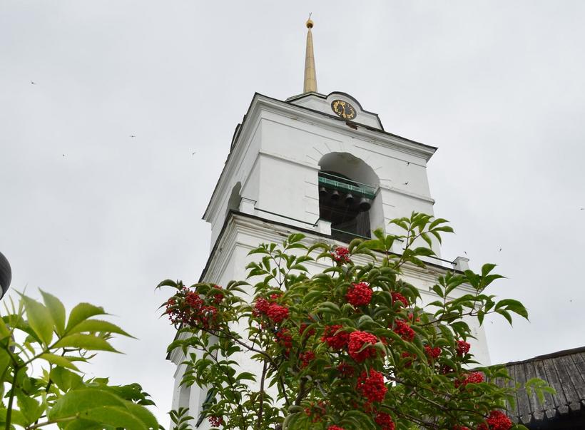 Колокольня собора