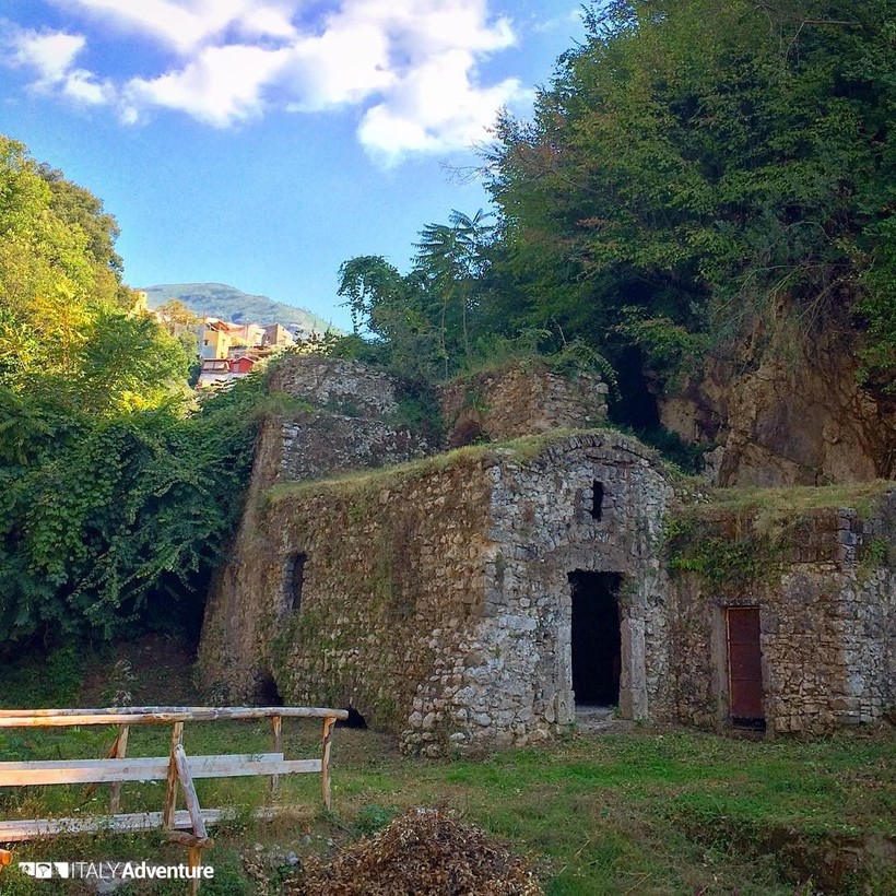 Блог - Valley of the Mills — заброшенные мельницы на дне ущелья в Италии Valley of the Mills — заброшенные мельницы на дне ущелья в Италии