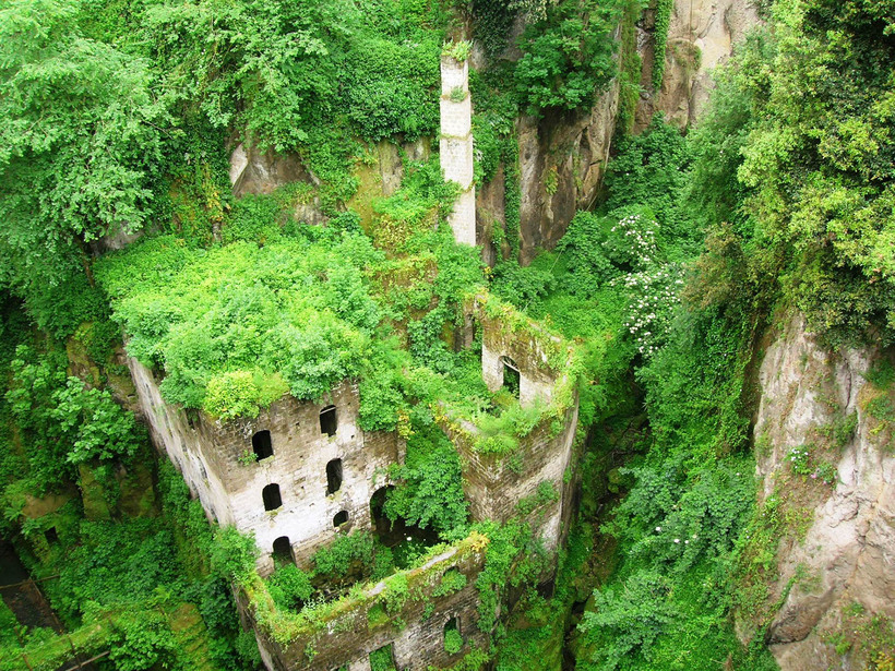Блог - Valley of the Mills — заброшенные мельницы на дне ущелья в Италии Valley of the Mills — заброшенные мельницы на дне ущелья в Италии