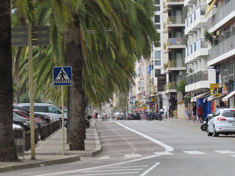 Испания, Коста-Брава, улицы города