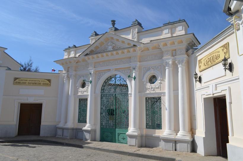 Ворота евпаторийских кенас