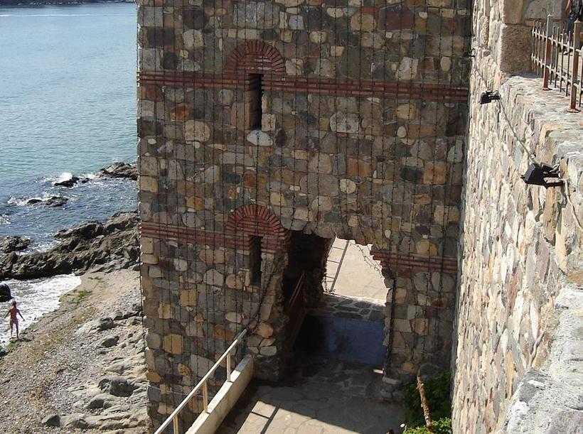 Одна из башен Созополя