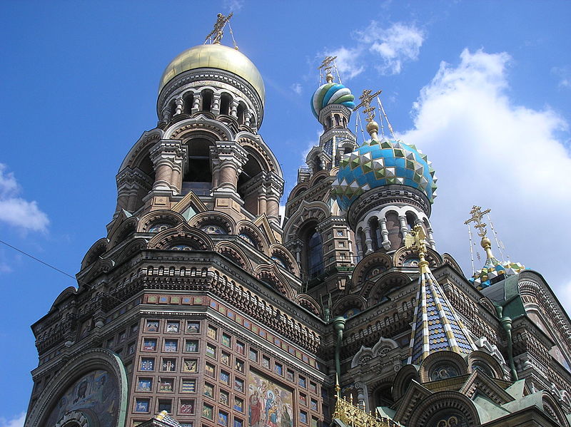 Наружное оформление роскошно, а внутреннее ещё лучше!